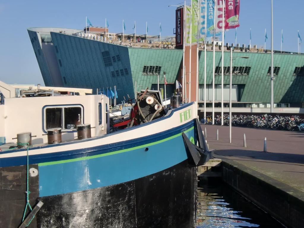 Hotelboat Fiep Ámsterdam Exterior foto