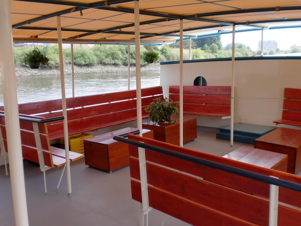 Hotelboat Fiep Ámsterdam Exterior foto